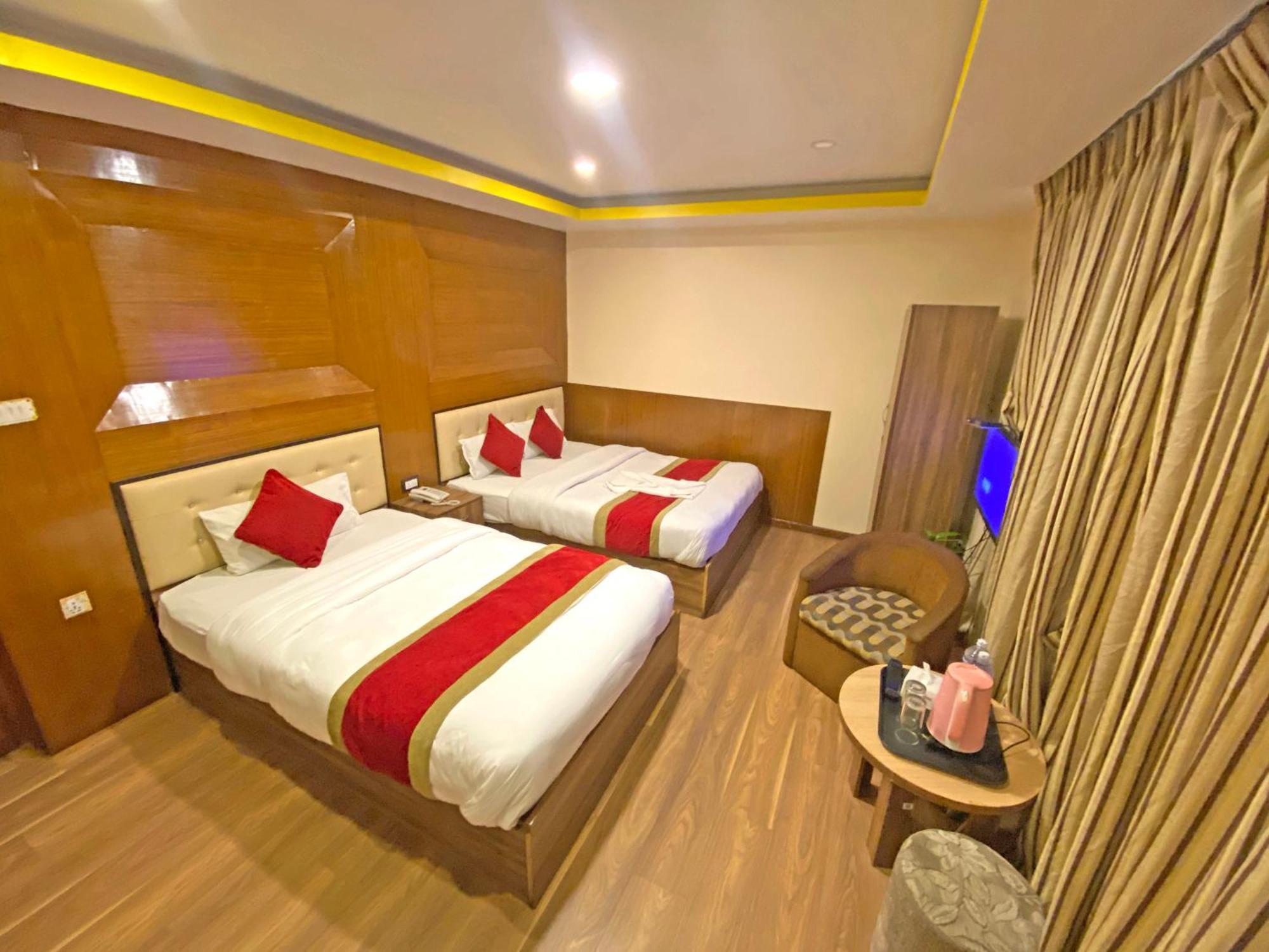 Hotel Airport Holiday Kathmandu Exterior foto
