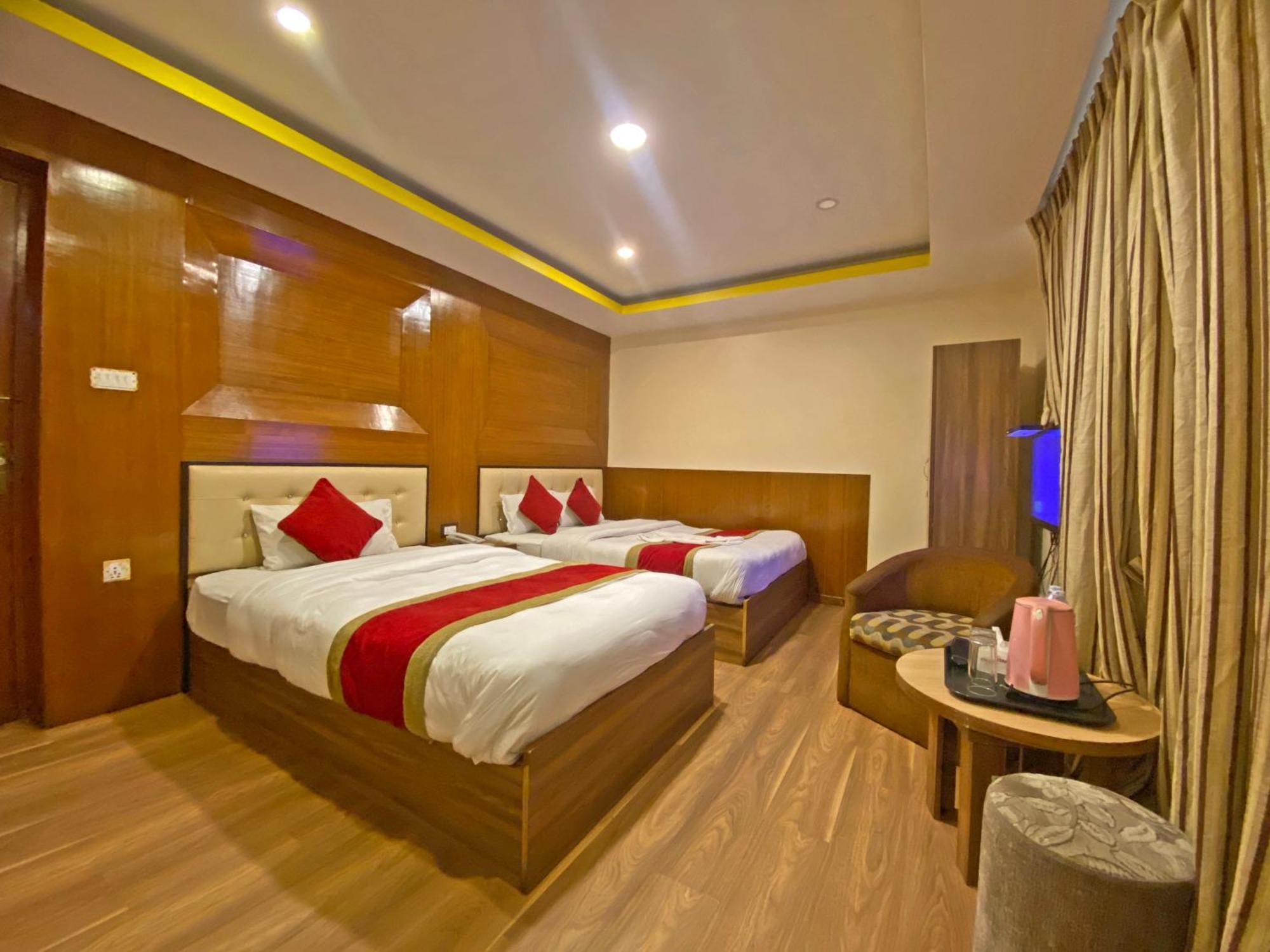 Hotel Airport Holiday Kathmandu Exterior foto