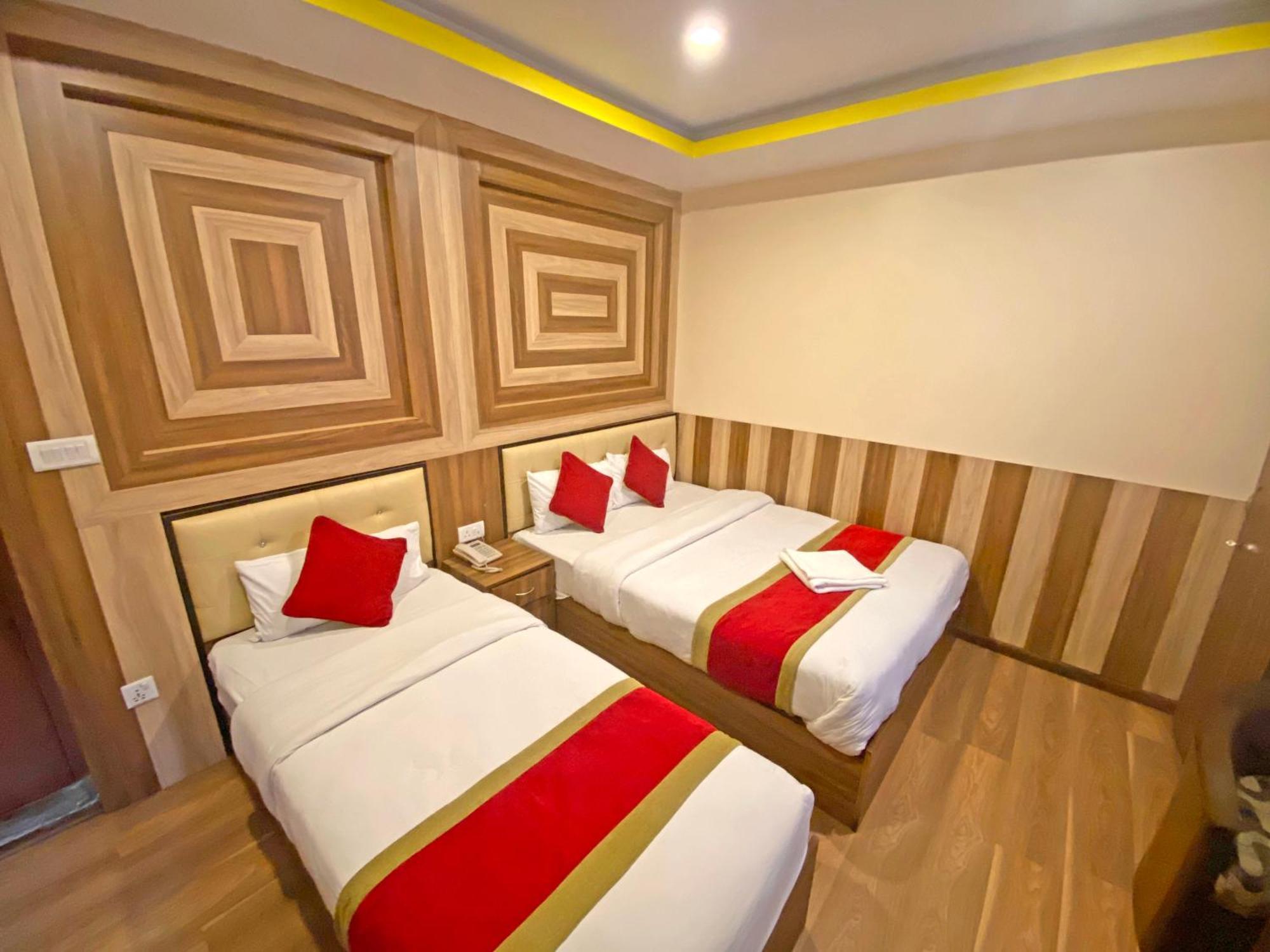 Hotel Airport Holiday Kathmandu Exterior foto