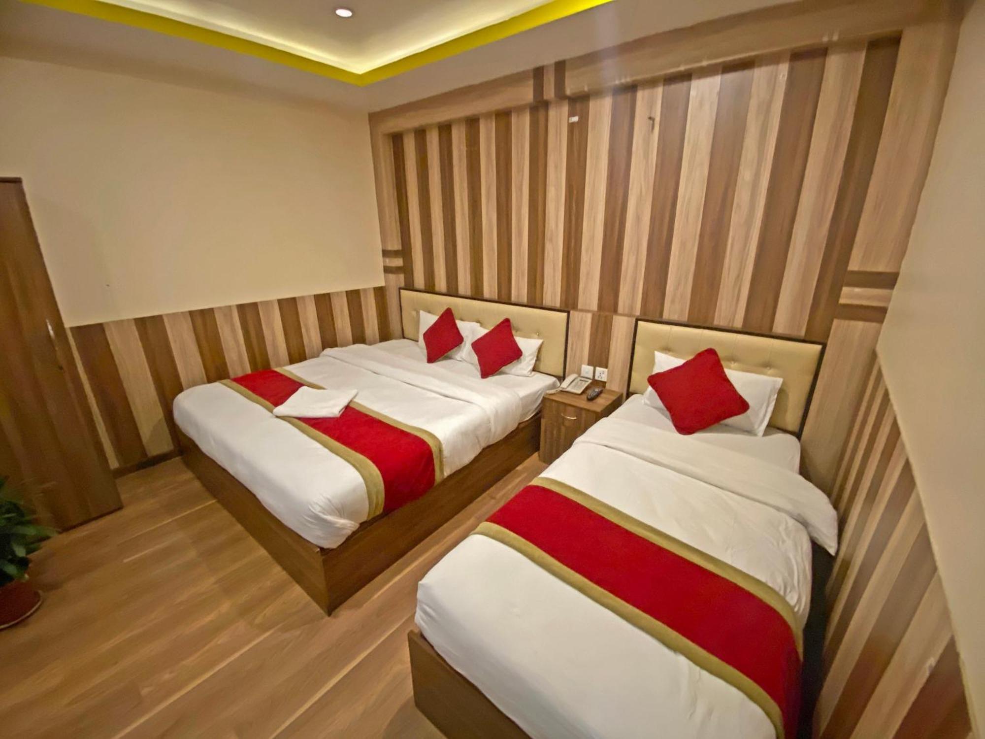 Hotel Airport Holiday Kathmandu Exterior foto